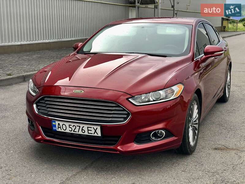 Седан Ford Fusion 2014 в Тячеве