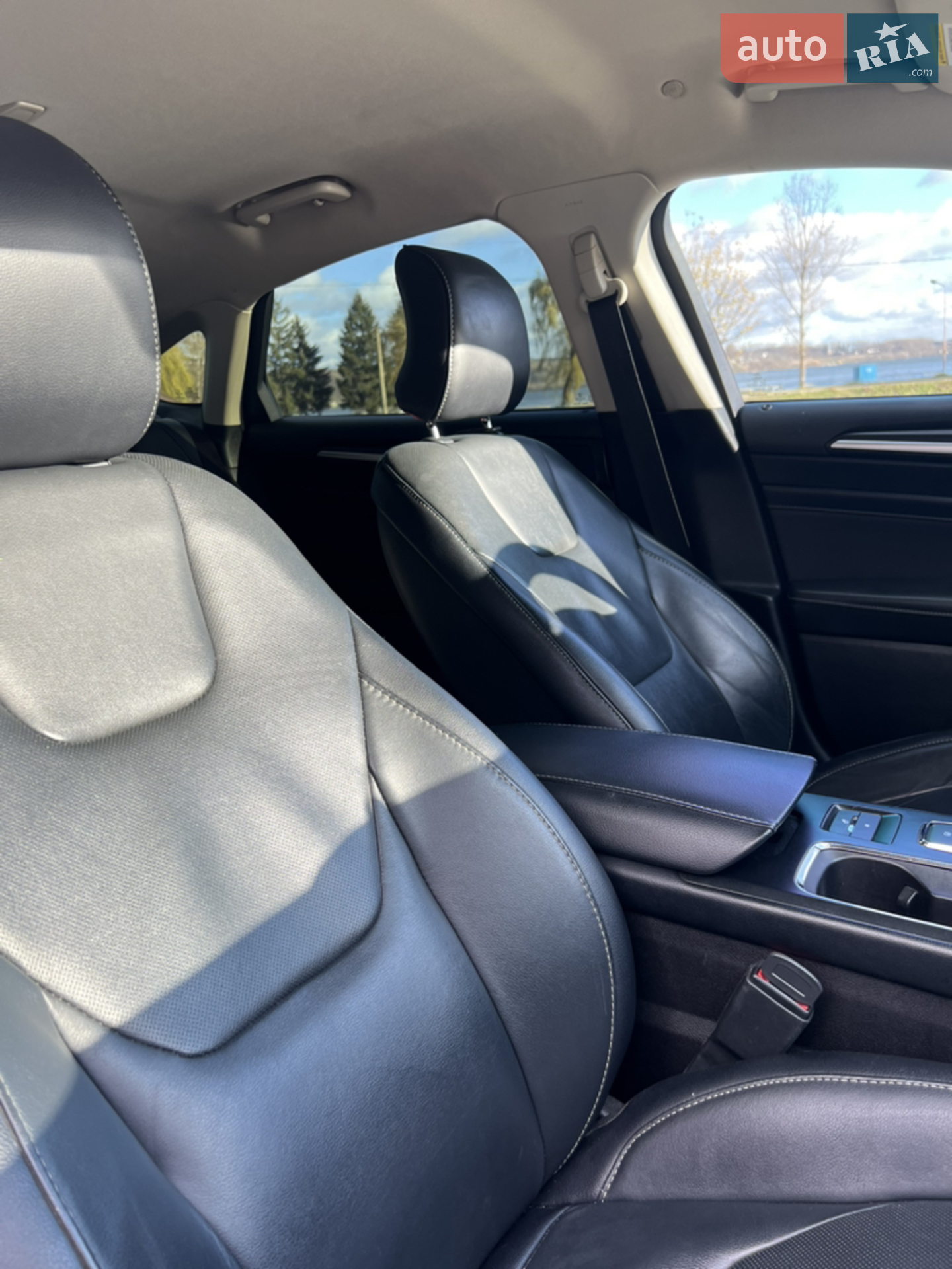 2016 Ford Fusion - мініатюра 40