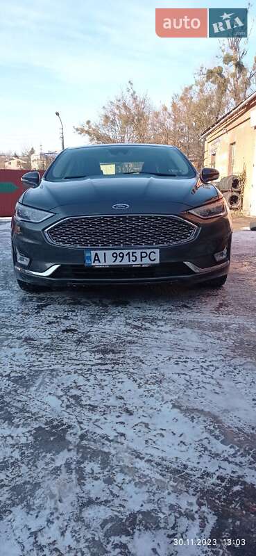 Ford Fusion 2019