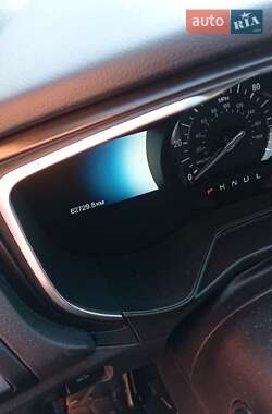 Седан Ford Fusion 2019 в 