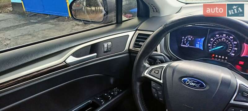 Седан Ford Fusion 2012 в Павлограде