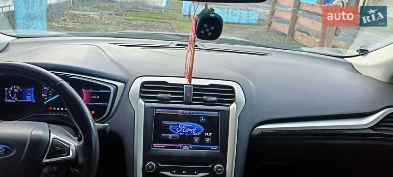 Седан Ford Fusion 2012 в Павлограде