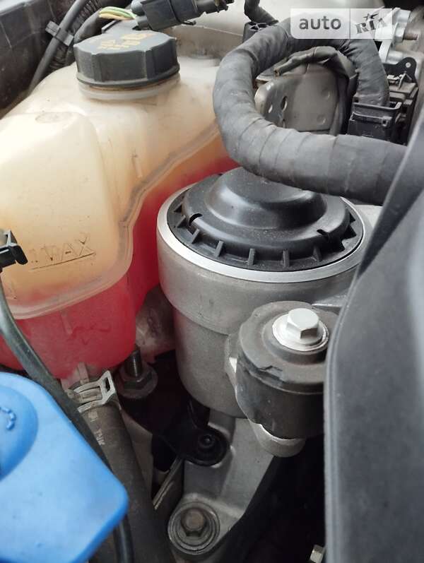 Седан Ford Fusion 2015 в Хмельницком фото 21 Седан Ford Fusion 2015 в Хмельницком