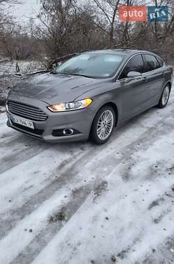 Седан Ford Fusion 2013 в 