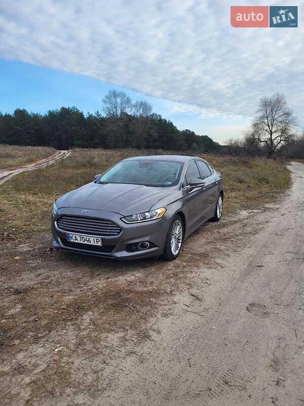 Седан Ford Fusion 2013 в Каменском
