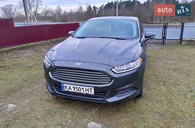 Седан Ford Fusion 2014 в 