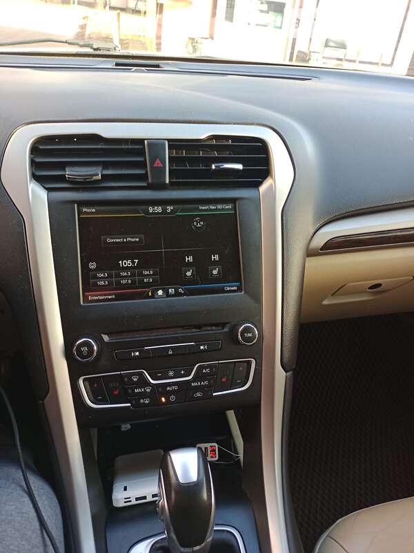 Седан Ford Fusion 2015 в Одесі