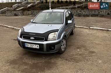 Хетчбек Ford Fusion 2005 в 