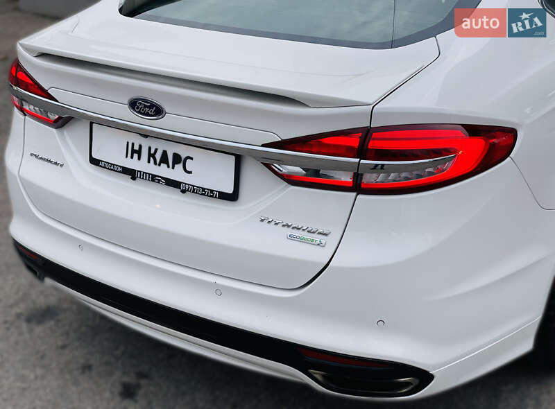 Седан Ford Fusion 2016 в Одесі
