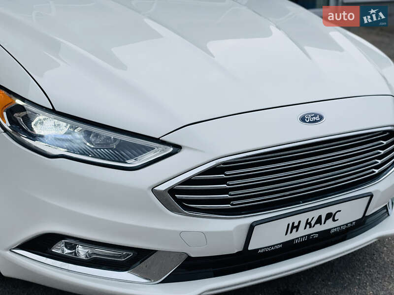 Седан Ford Fusion 2016 в Одесі