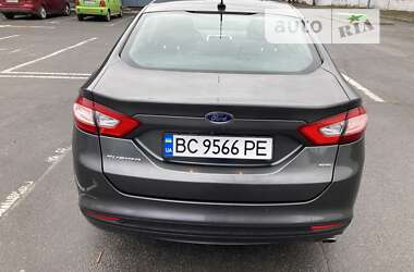 Седан Ford Fusion 2015 в Киеве