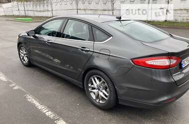 Седан Ford Fusion 2015 в Киеве