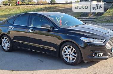 Седан Ford Fusion 2013 в Александрие