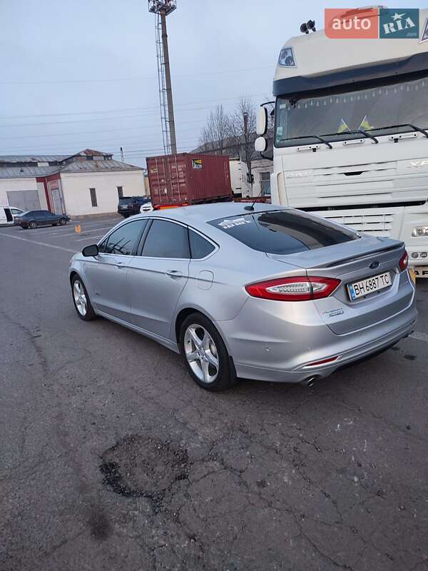 Седан Ford Fusion 2013 в Одессе