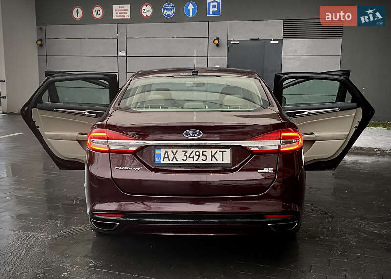 Седан Ford Fusion 2016 в Івано-Франківську