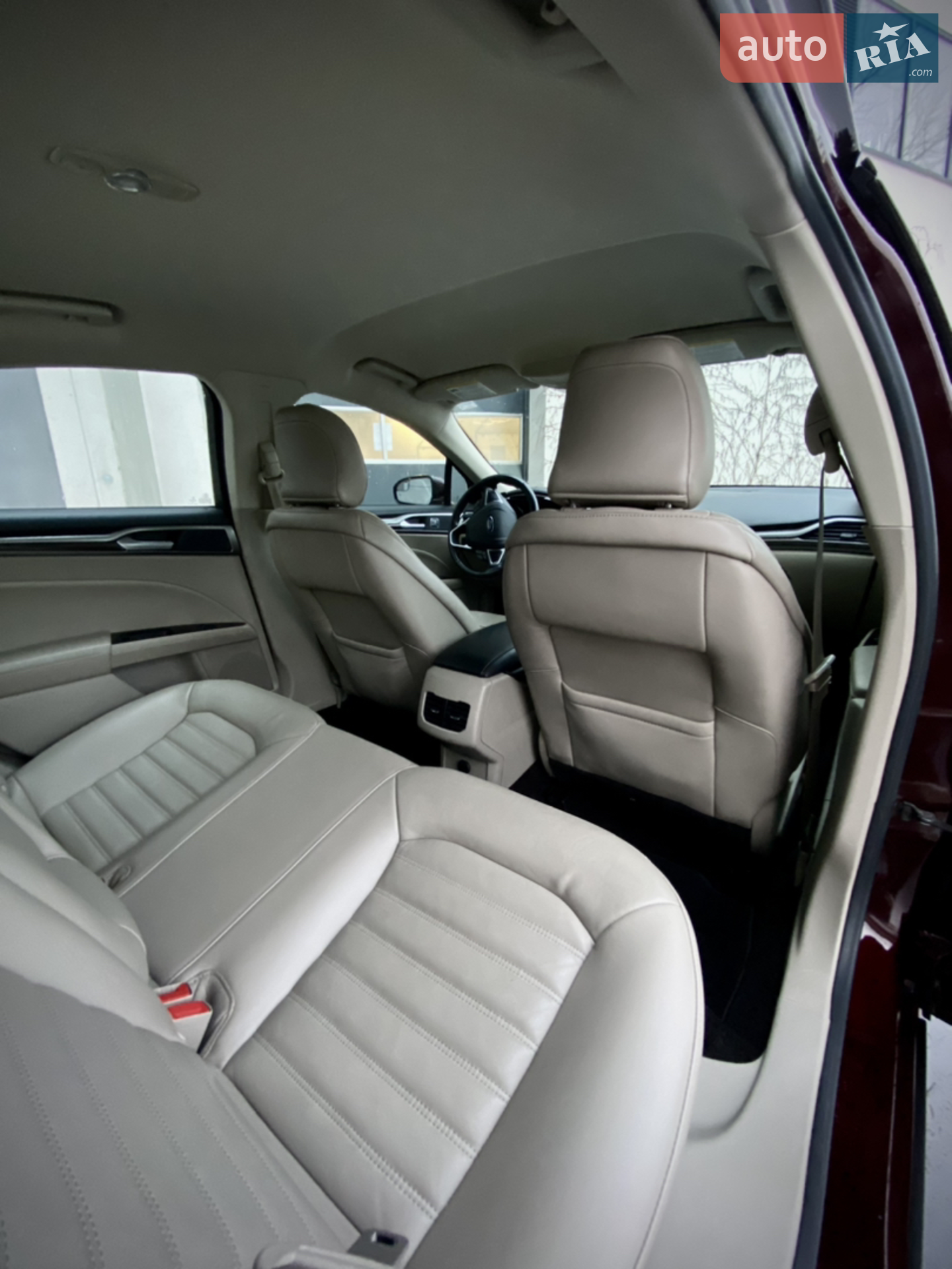 2016 Ford Fusion - мініатюра 32