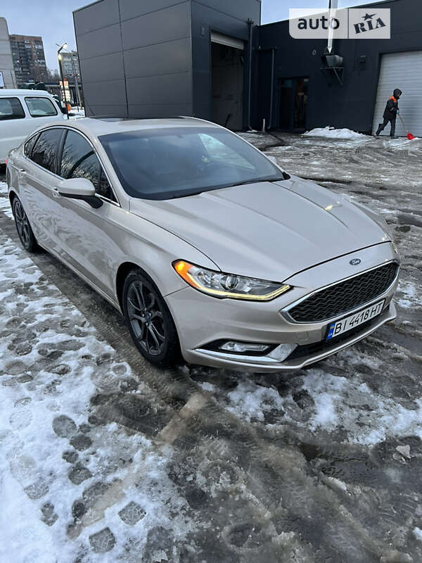 Седан Ford Fusion 2018 в Харкові