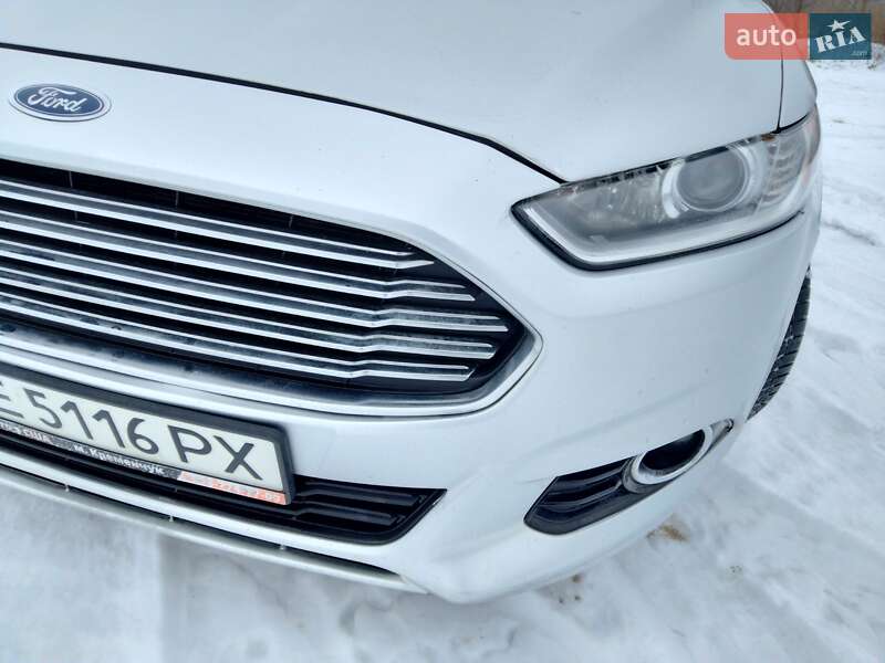 Седан Ford Fusion 2014 в Благовіщенську