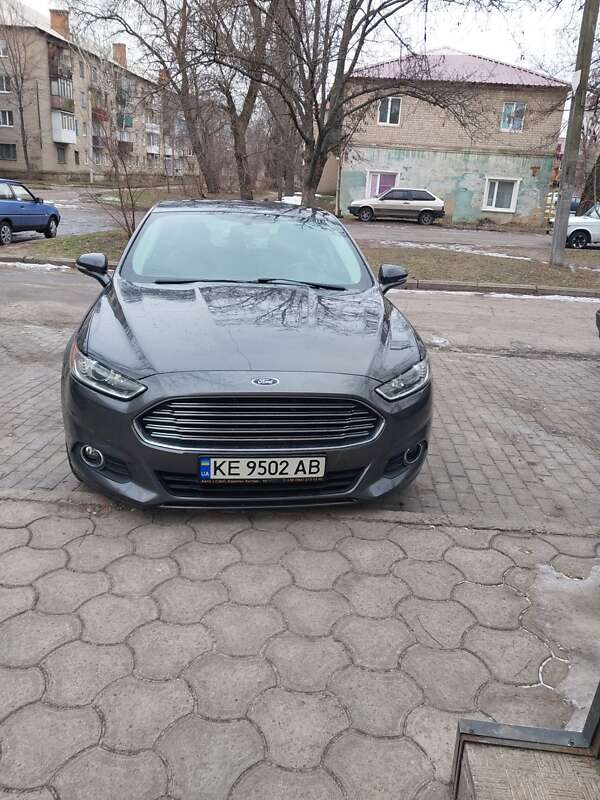 Седан Ford Fusion 2015 в Павлограде