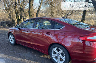 Седан Ford Fusion 2013 в Рівному