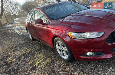 Седан Ford Fusion 2013 в Рівному