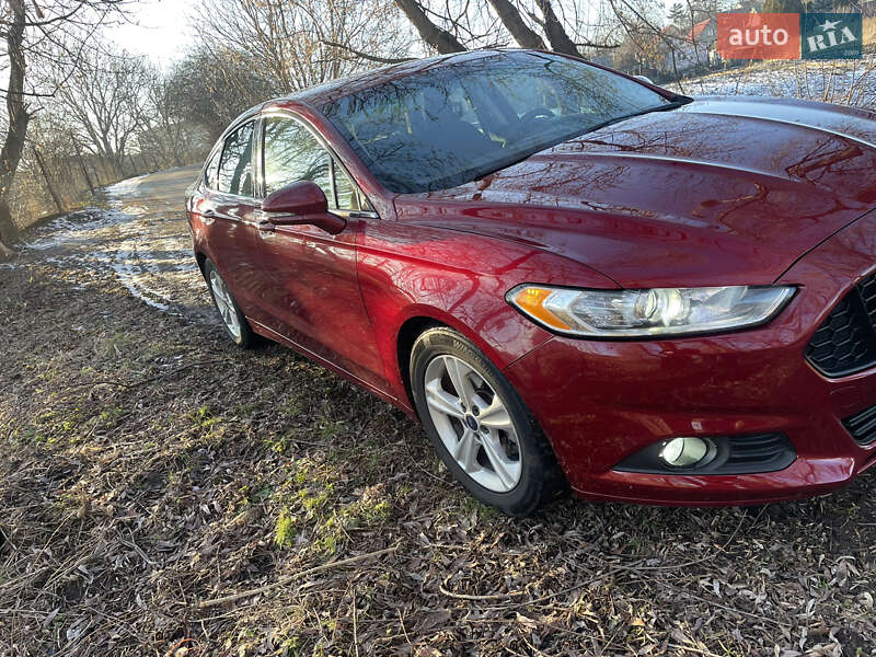 Седан Ford Fusion 2013 в Рівному