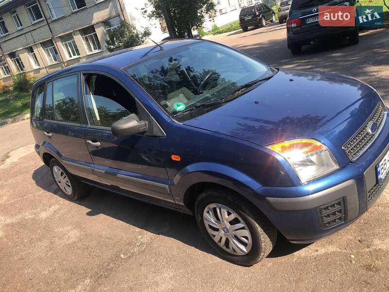 Хетчбек Ford Fusion 2009 в Києві