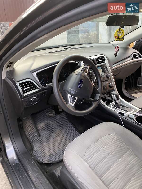 Седан Ford Fusion 2016 в Киеве