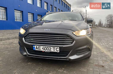 Седан Ford Fusion 2014 в 