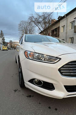 Седан Ford Fusion 2015 в Коломиї