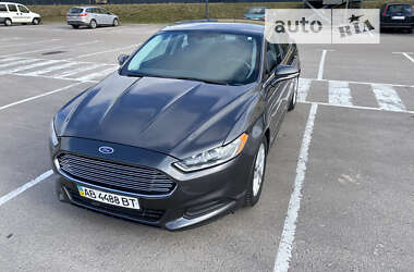 Седан Ford Fusion 2016 в Рівному