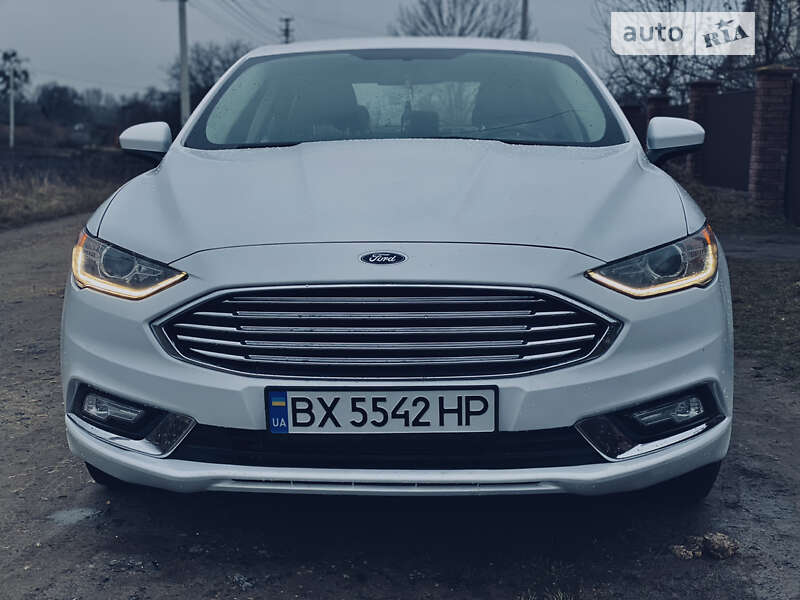 Седан Ford Fusion 2016 в Летичіві