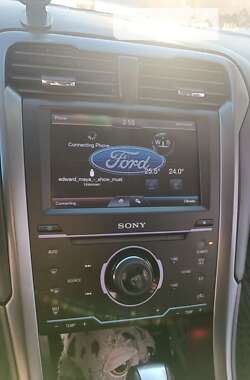 Седан Ford Fusion 2015 в Надвірній