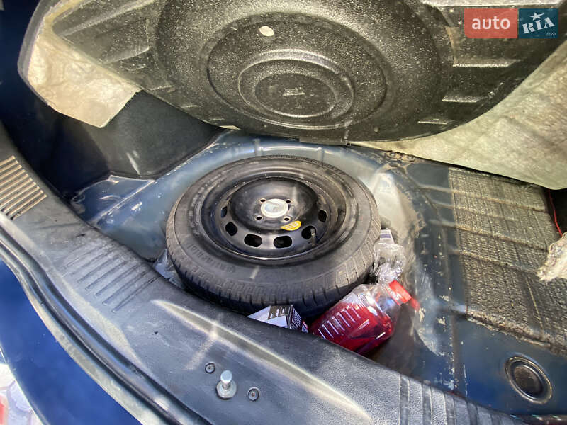 Хэтчбек Ford Fusion 2008 в Калуше