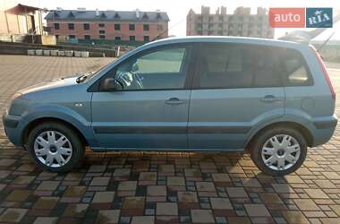 Хэтчбек Ford Fusion 2008 в 