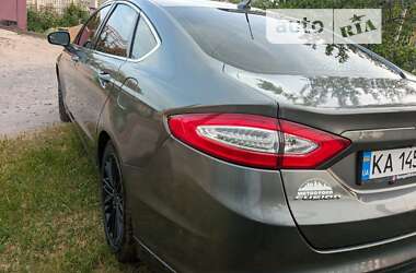 Седан Ford Fusion 2014 в Первомайську