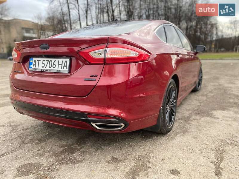 Седан Ford Fusion 2015 в Івано-Франківську