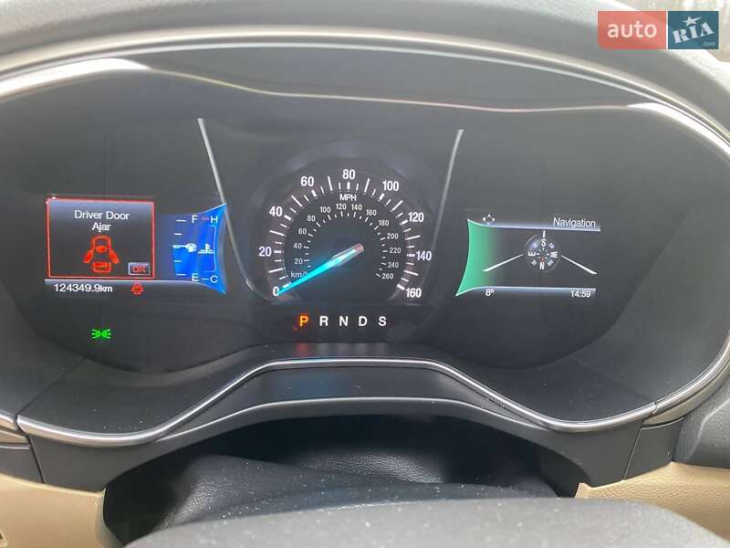 Седан Ford Fusion 2015 в Івано-Франківську
