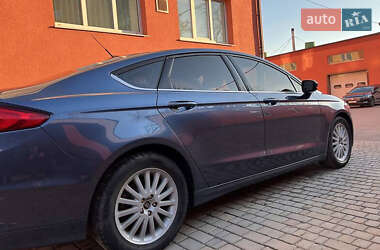 Седан Ford Fusion 2018 в Ужгороде
