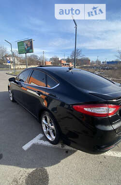 Седан Ford Fusion 2014 в Харькове