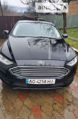 Седан Ford Fusion 2016 в Ужгороде