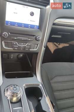 Седан Ford Fusion 2016 в Киеве