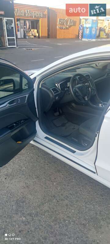 Седан Ford Fusion 2016 в Киеве