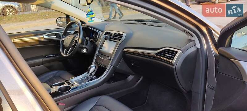 Седан Ford Fusion 2013 в Києві