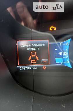 Седан Ford Fusion 2014 в Шаргороде