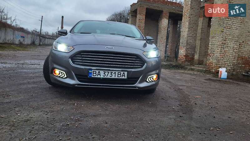 Седан Ford Fusion 2013 в Олександрії