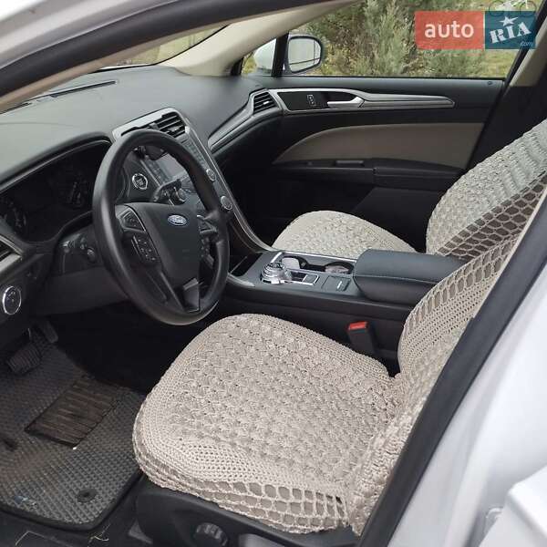 Седан Ford Fusion 2019 в Киеве фото 9 Седан Ford Fusion 2019 в Киеве