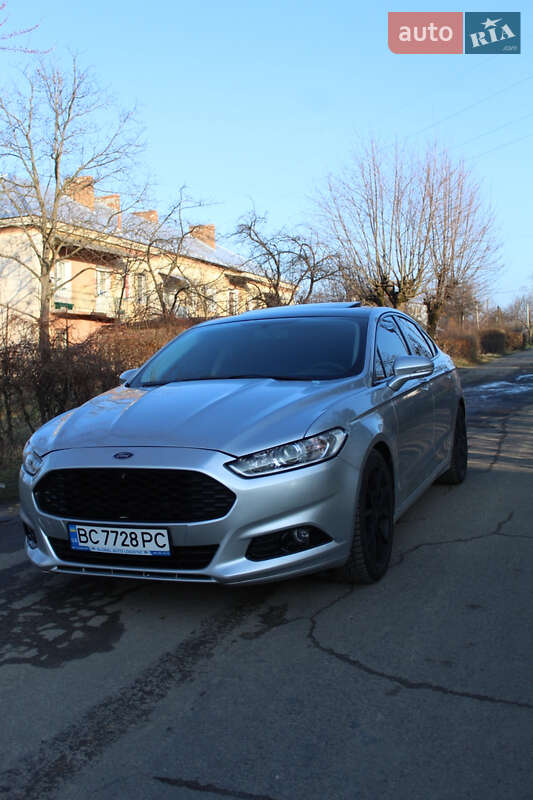 Седан Ford Fusion 2015 в Бориславе