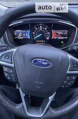 Седан Ford Fusion 2016 в Горишних Плавнях