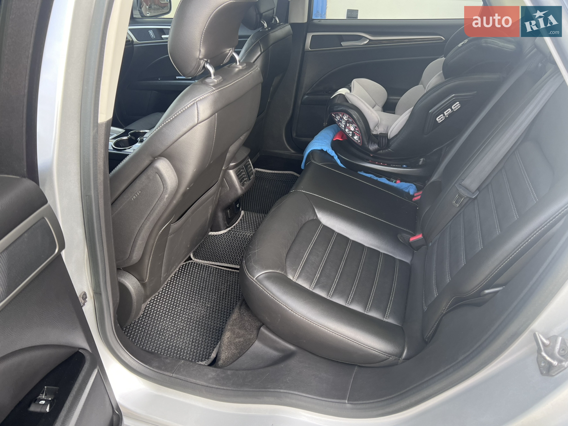2013 Ford Fusion - мініатюра 16